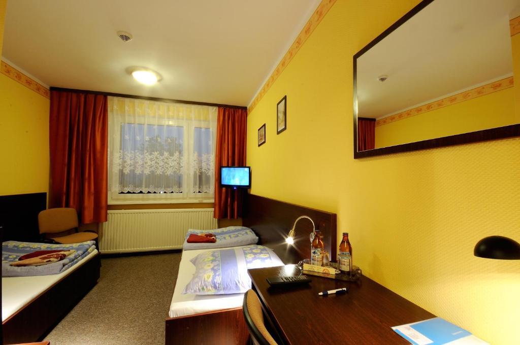 Hotel Gambit I Restauracja Cieszyn Cieszyn  Habitación foto